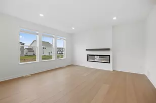 18318 Gladiator Dr, Lakeville, MN 55044 - Photo 6