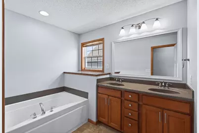 10013 Iris Lane, Eden Prairie, MN 55347 - Photo 22