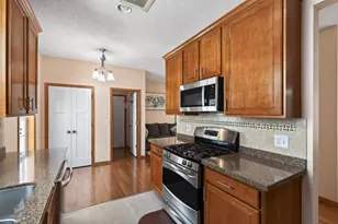 10013 Iris Ln, Eden Prairie, MN 55347 - Photo 14