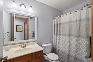 10013 Iris Ln, Eden Prairie, MN 55347 - Photo 26