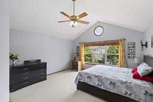 10013 Iris Ln, Eden Prairie, MN 55347 - Photo 18