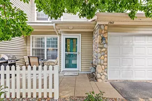 1947 Bluestem Ln, Shoreview, MN 55126 - Photo 2