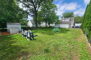 1210 10th St NW, Austin, MN 55912 - Photo 8