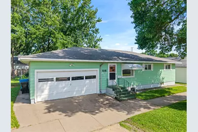 518 High Forest Street, Winona, MN 55987 - Photo 2