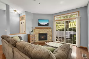 13533 Carmody Dr, Eden Prairie, MN 55344 - Photo 2