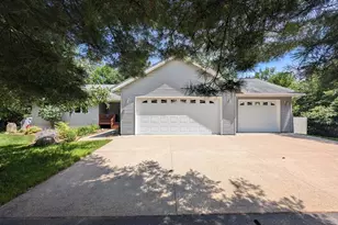 29756 Red Pine Dr, Breezy Point, MN 56472 - Photo 2