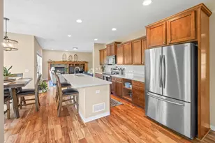 26901 Meadow Ridge Dr, Elko New Market, MN 55020 - Photo 8