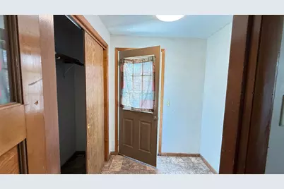 36 E Ronning Avenue, Appleton, MN 56208 - Photo 4