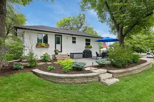 1660 Melrose Ave, Saint Louis Park, MN 55426 - Photo 2