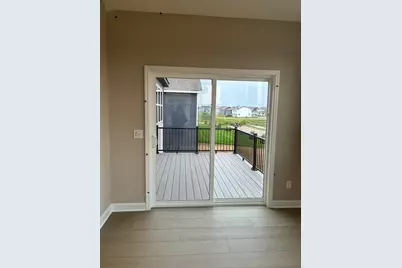 5184 Long Pointe Bay, Woodbury, MN 55129 - Photo 6