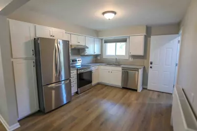 317 14th Street SW, Rochester, MN 55902 - Photo 2