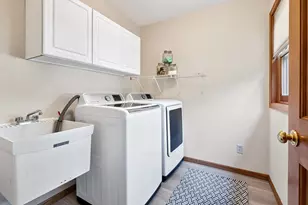 570 Dorland Rd S, Maplewood, MN 55119 - Photo 24