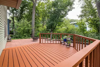 570 Dorland Road S, Maplewood, MN 55119 - Photo 36