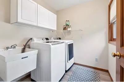 570 Dorland Road S, Maplewood, MN 55119 - Photo 26