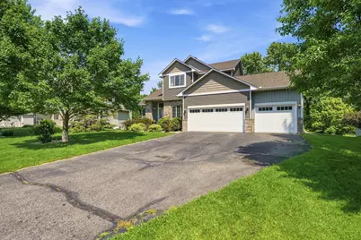 10190 Noble Court N, Brooklyn Park, MN 55443 - Photo 2