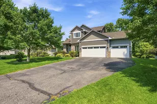 10190 Noble Ct N, Brooklyn Park, MN 55443 - Photo 2