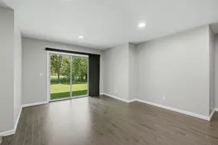 10190 Noble Ct N, Brooklyn Park, MN 55443 - Photo 32