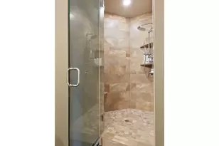 555 Oak Ridge Pl, Hopkins, MN 55305 - Photo 28