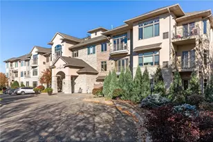 555 Oak Ridge Pl, Hopkins, MN 55305 - Photo 1