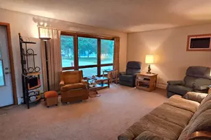 1324 8th Ave, International Falls, MN 56649 - Photo 2