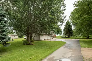 1009 County Rd 10 NE, Osakis, MN 56360 - Photo 36