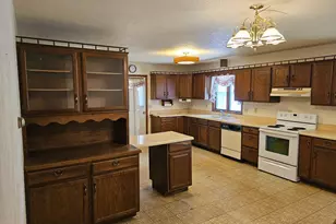 131 E Dineen St, Sanborn, MN 56083 - Photo 10