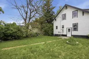 228 9th St N, Breckenridge, MN 56520 - Photo 2