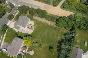 1631 Sparrow Rd, Waconia, MN 55387 - Photo 60