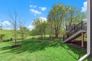 4648 Benjamin Pl, Woodbury, MN 55129 - Photo 30