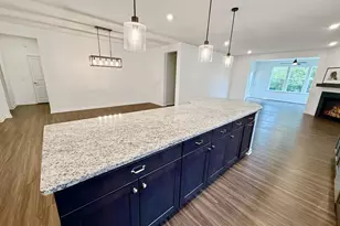 4648 Benjamin Pl, Woodbury, MN 55129 - Photo 12