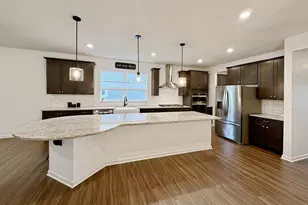 4648 Benjamin Pl, Woodbury, MN 55129 - Photo 10