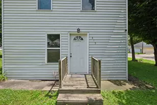 415 Francis St, Faribault, MN 55021 - Photo 4