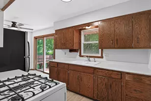 7432 Idaho Ave N, Brooklyn Park, MN 55428 - Photo 8