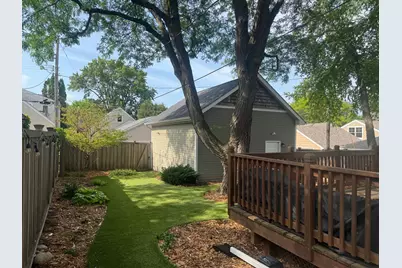 2222 Scheffer Avenue, Saint Paul, MN 55116 - Photo 2