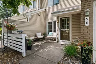 13480 60th Pl N, Plymouth, MN 55446 - Photo 2