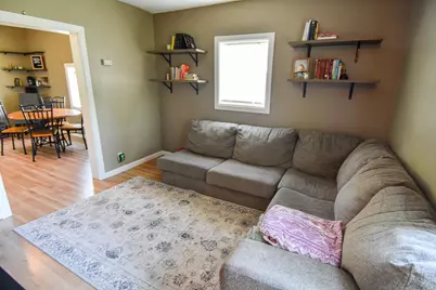 615 Markley Avenue S, Thief River Falls, MN 56701 - Photo 4