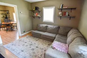 615 Markley Ave S, Thief River Falls, MN 56701 - Photo 4