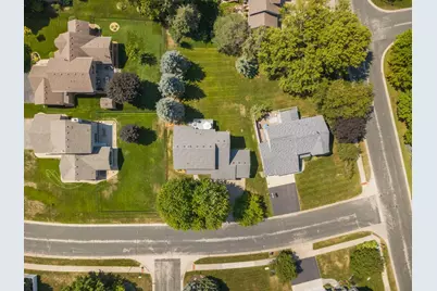 527 Hackmore Drive, Eagan, MN 55123 - Photo 12