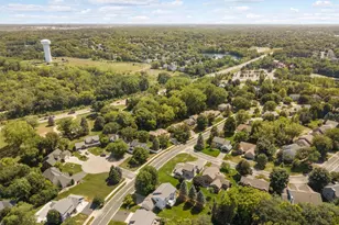 527 Hackmore Dr, Eagan, MN 55123 - Photo 14