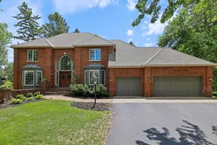 1638 Quail Ridge Cir, Woodbury, MN 55125 - Photo 1