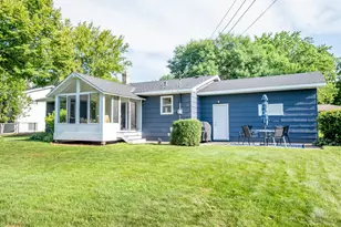 2628 Cedar Ave, White Bear Lake, MN 55110 - Photo 2