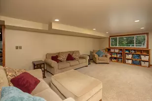 1424 Woodland Dr SW, Rochester, MN 55902 - Photo 16