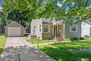 1903 4th Ave SW, Austin, MN 55912 - Photo 1