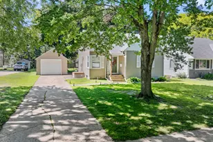 1903 4th Ave SW, Austin, MN 55912 - Photo 2