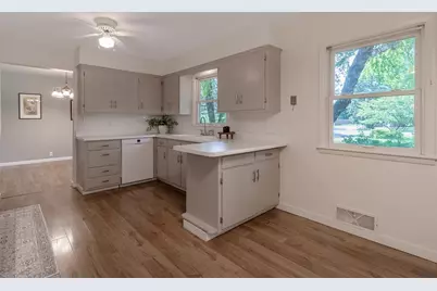 148 S Skyline Drive, Mankato, MN 56001 - Photo 8