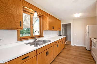 1407 4th Avenue SW, Austin, MN 55912 - Photo 22