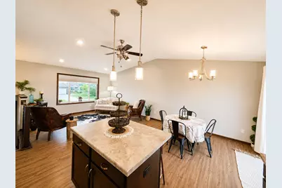 906 7th Avenue, Wanamingo, MN 55983 - Photo 8