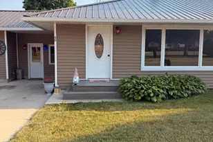 509 State St, Evansville, MN 56326 - Photo 1