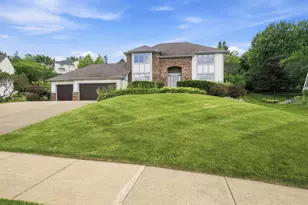 5025 W 94th St, Bloomington, MN 55437 - Photo 1