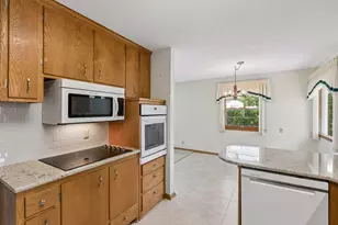 2163 29th Ave NW, New Brighton, MN 55112 - Photo 10